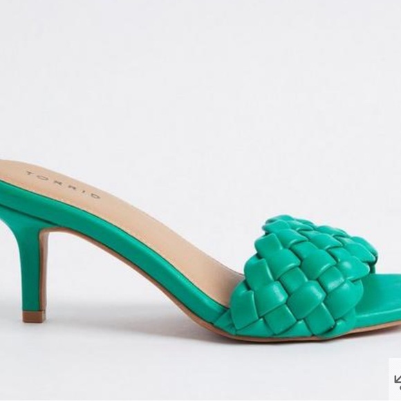 Torrid Green Woven Toe Strap Mule 8.5 (WW) - Picture 2 of 9